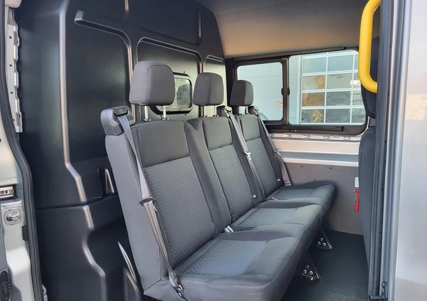 Ford Transit cena 121647 przebieg: 146658, rok produkcji 2019 z Jeziorany małe 106